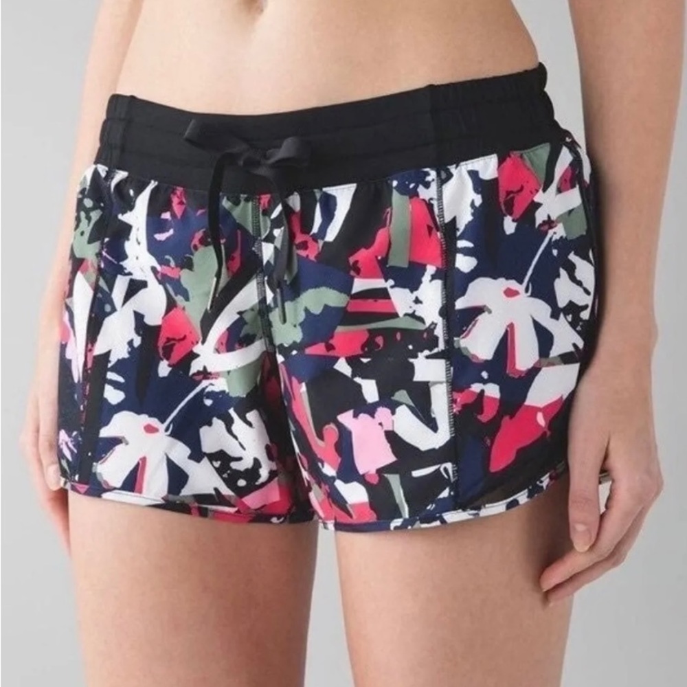Lululemon Hotty Hot Shorts Floral Pop Cut Multi Running Mesh size 8 EUC